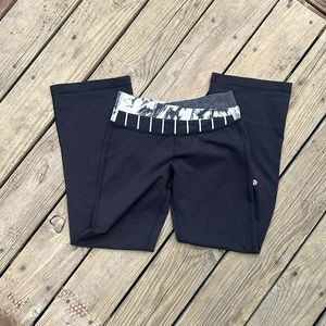 Lululemon wide legged yoga pants